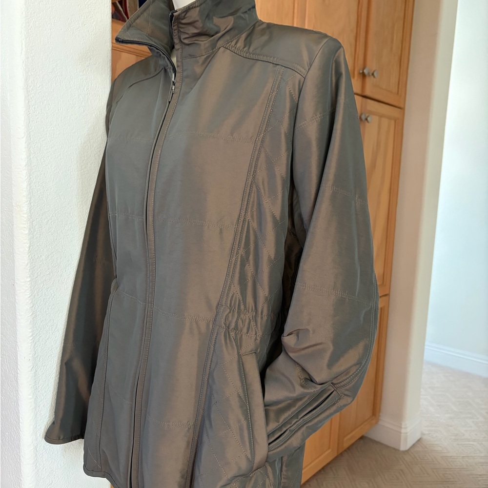 Pendleton Waterproof Jacket With Cozy Liner. - image 2